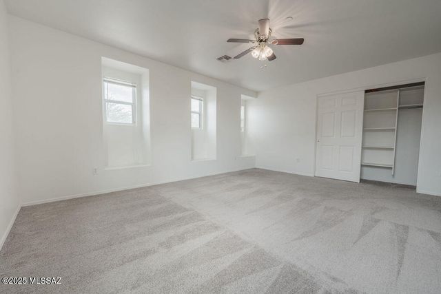 8157 W Solitary Eagle Court, Tucson, AZ 85757