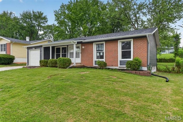 11644 Altozano Lane, Florissant, MO 63033