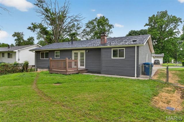 11644 Altozano Lane, Florissant, MO 63033