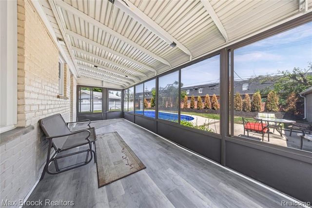 1122 Symes Court, Royal Oak, MI 48067