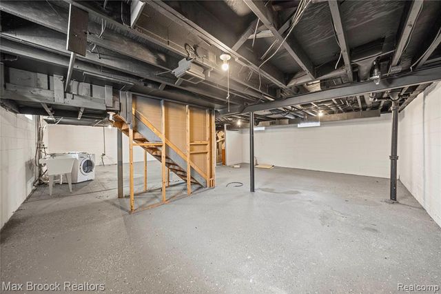 1122 Symes Court, Royal Oak, MI 48067