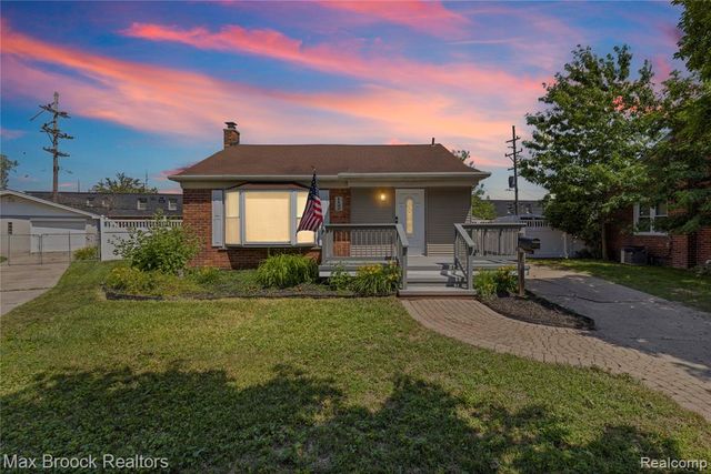 1122 Symes Court, Royal Oak, MI 48067