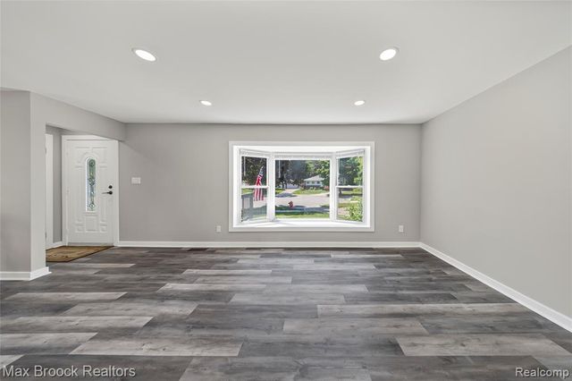 1122 Symes Court, Royal Oak, MI 48067