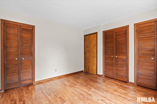 323 N Dye Street, Virden, IL 62690