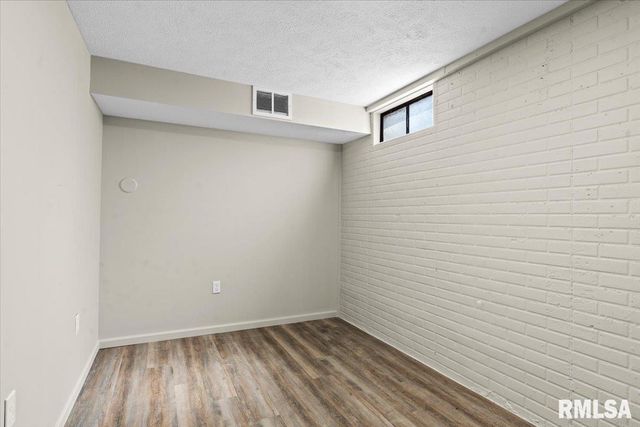 323 N Dye Street, Virden, IL 62690