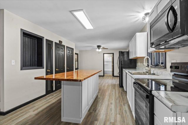 323 N Dye Street, Virden, IL 62690