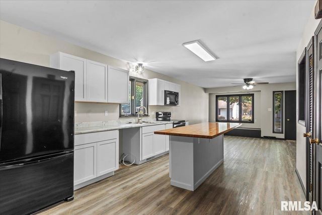 323 N Dye Street, Virden, IL 62690