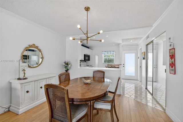 2991 NW 46th Ave 204, Lauderdale Lakes, FL 33313