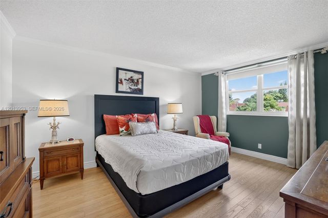 2991 NW 46th Ave 204, Lauderdale Lakes, FL 33313