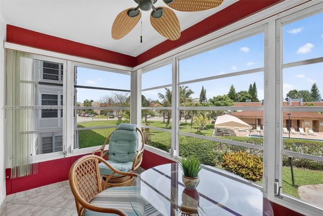 2991 NW 46th Ave 204, Lauderdale Lakes, FL 33313