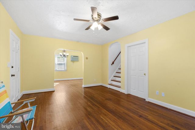 8422 RADFORD AVE, Alexandria, VA 22309