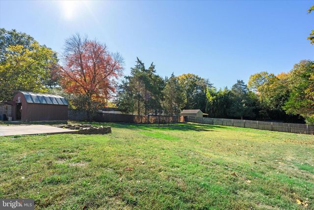 8422 RADFORD AVE, Alexandria, VA 22309
