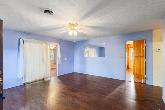 18008 State Highway 76, Cassville, MO 65625