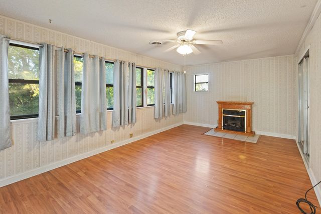 18008 State Highway 76, Cassville, MO 65625