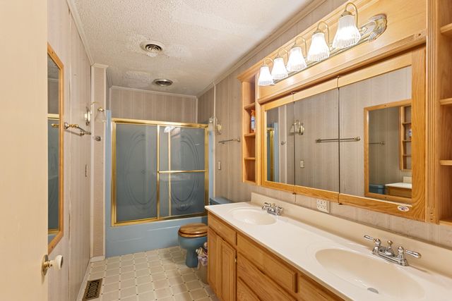 18008 State Highway 76, Cassville, MO 65625