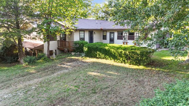 18008 State Highway 76, Cassville, MO 65625