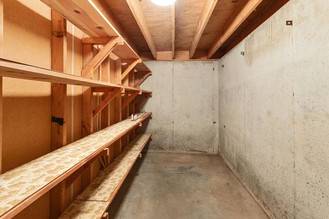 18008 State Highway 76, Cassville, MO 65625