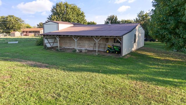 18008 State Highway 76, Cassville, MO 65625