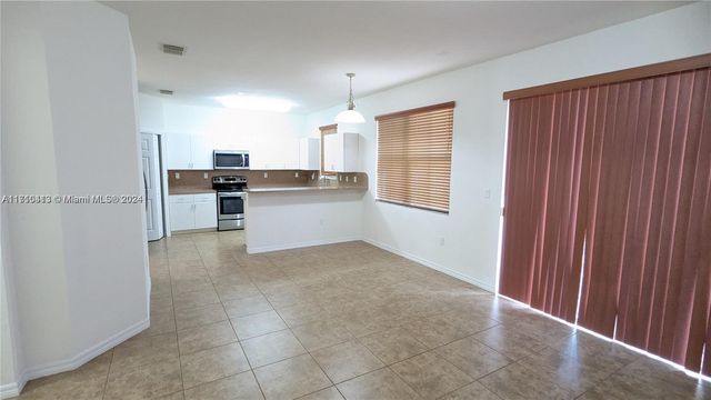 11840 SW 154th Ave 11840, Miami, FL 33196