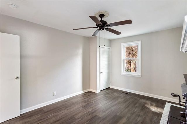 150 Armstrong DR, Hampton, VA 23669