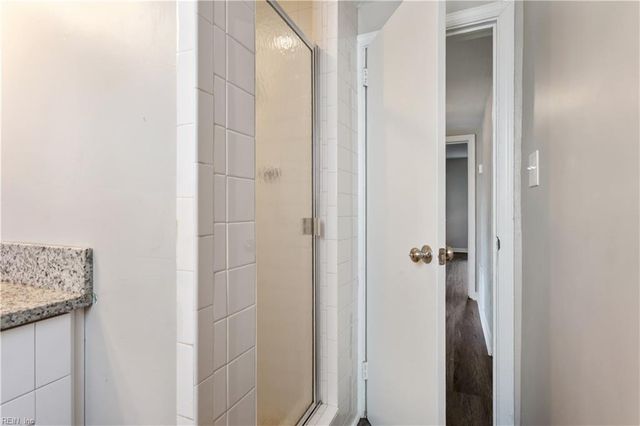 150 Armstrong DR, Hampton, VA 23669