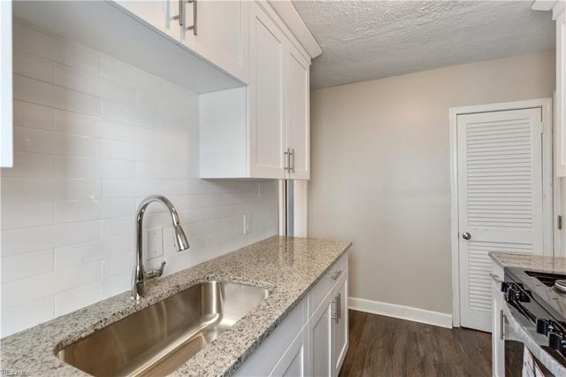 150 Armstrong DR, Hampton, VA 23669