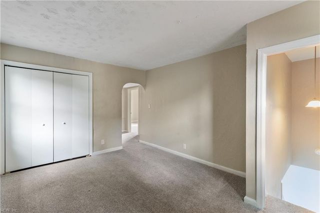 150 Armstrong DR, Hampton, VA 23669