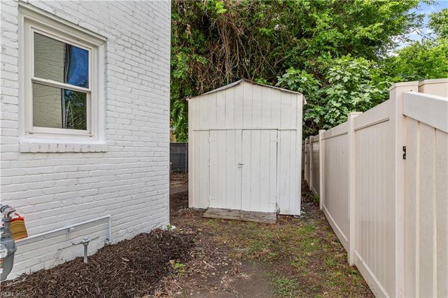 150 Armstrong DR, Hampton, VA 23669