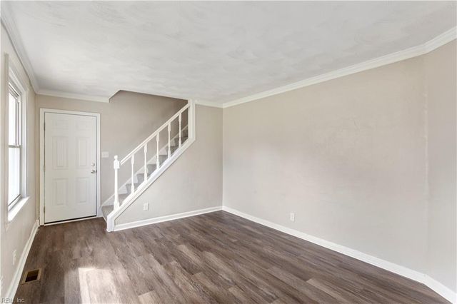 150 Armstrong DR, Hampton, VA 23669