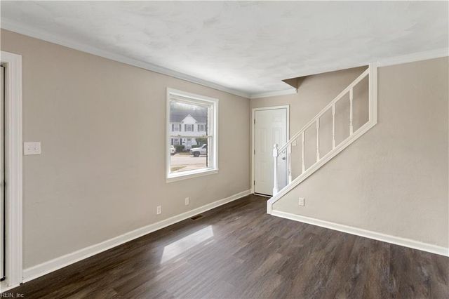 150 Armstrong DR, Hampton, VA 23669