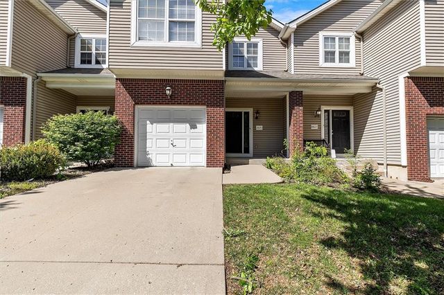 8820 Timber Creek Lane, Pleasant Valley, MO 64068