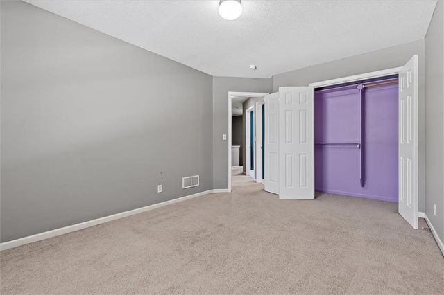 8820 Timber Creek Lane, Pleasant Valley, MO 64068