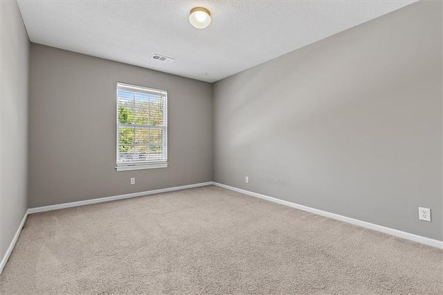 8820 Timber Creek Lane, Pleasant Valley, MO 64068