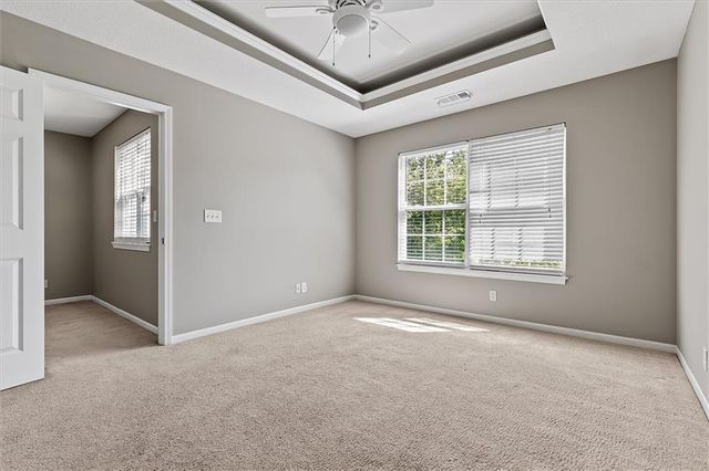 8820 Timber Creek Lane, Pleasant Valley, MO 64068