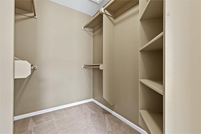 8820 Timber Creek Lane, Pleasant Valley, MO 64068