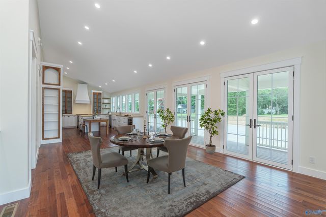 109 W 2nd Street, Tuscumbia, AL 35674