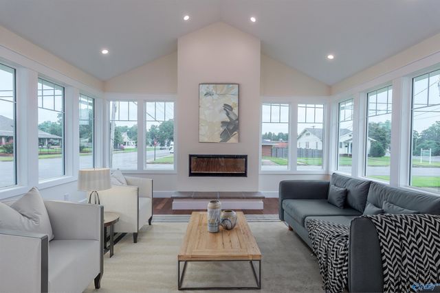 109 W 2nd Street, Tuscumbia, AL 35674