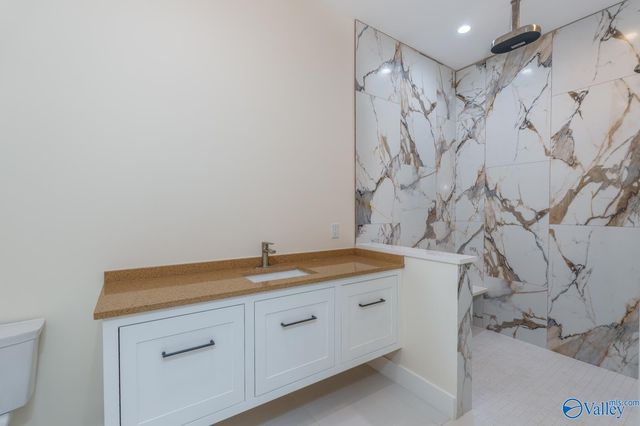 109 W 2nd Street, Tuscumbia, AL 35674