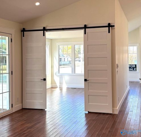 109 W 2nd Street, Tuscumbia, AL 35674