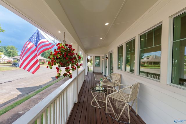 109 W 2nd Street, Tuscumbia, AL 35674