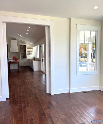 109 W 2nd Street, Tuscumbia, AL 35674