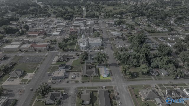 109 W 2nd Street, Tuscumbia, AL 35674