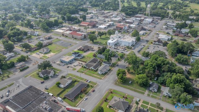 109 W 2nd Street, Tuscumbia, AL 35674