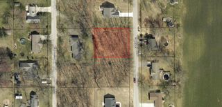 2004 Hickory Street SW, Demotte, IN 46310