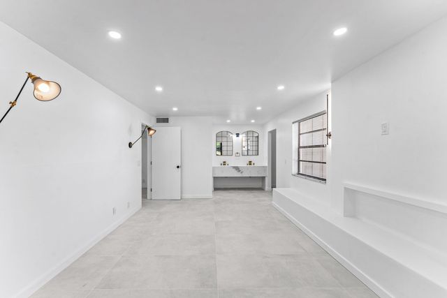 551 Piedmont, Delray Beach, FL 33484