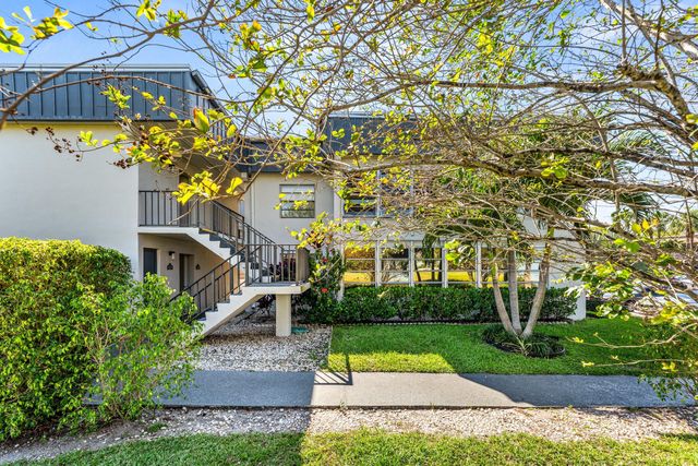 551 Piedmont, Delray Beach, FL 33484