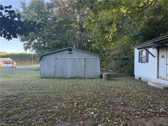 4869 Old Edgar Road, Sophia, NC 27350