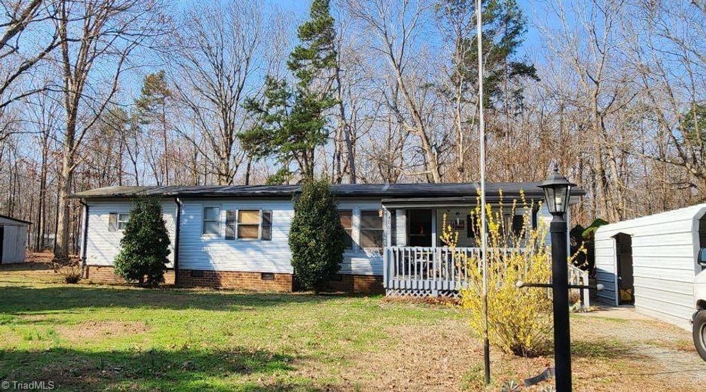 4869 Old Edgar Road, Sophia, NC 27350