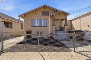 2049 Rutherford St, Oakland, CA 94601