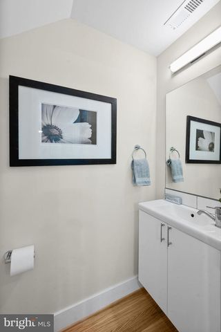 615 MORTON PL NE, Washington, DC 20002